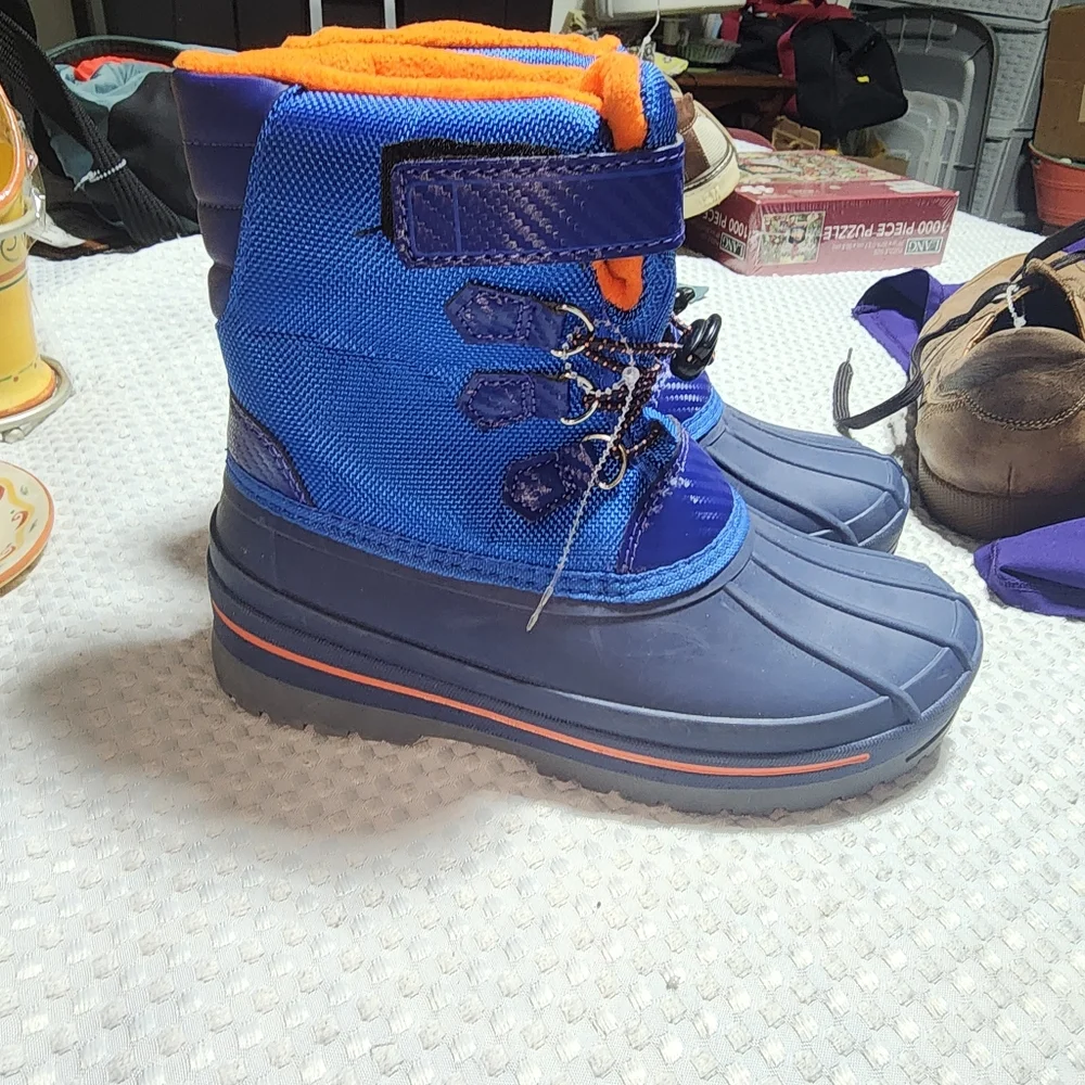 WONDER NATION EUC YOUTH SZ 3 3M THINSULATE SNOW WINTER BOOTS